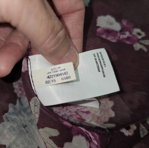 American Eagle XS/SP Floral Sheer Cover-Up - Picture 9 of 9